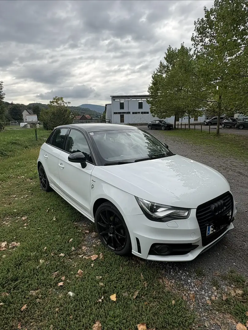 Audi A1 A1 Sportback 1,2 TFSI admired S-Line - 1