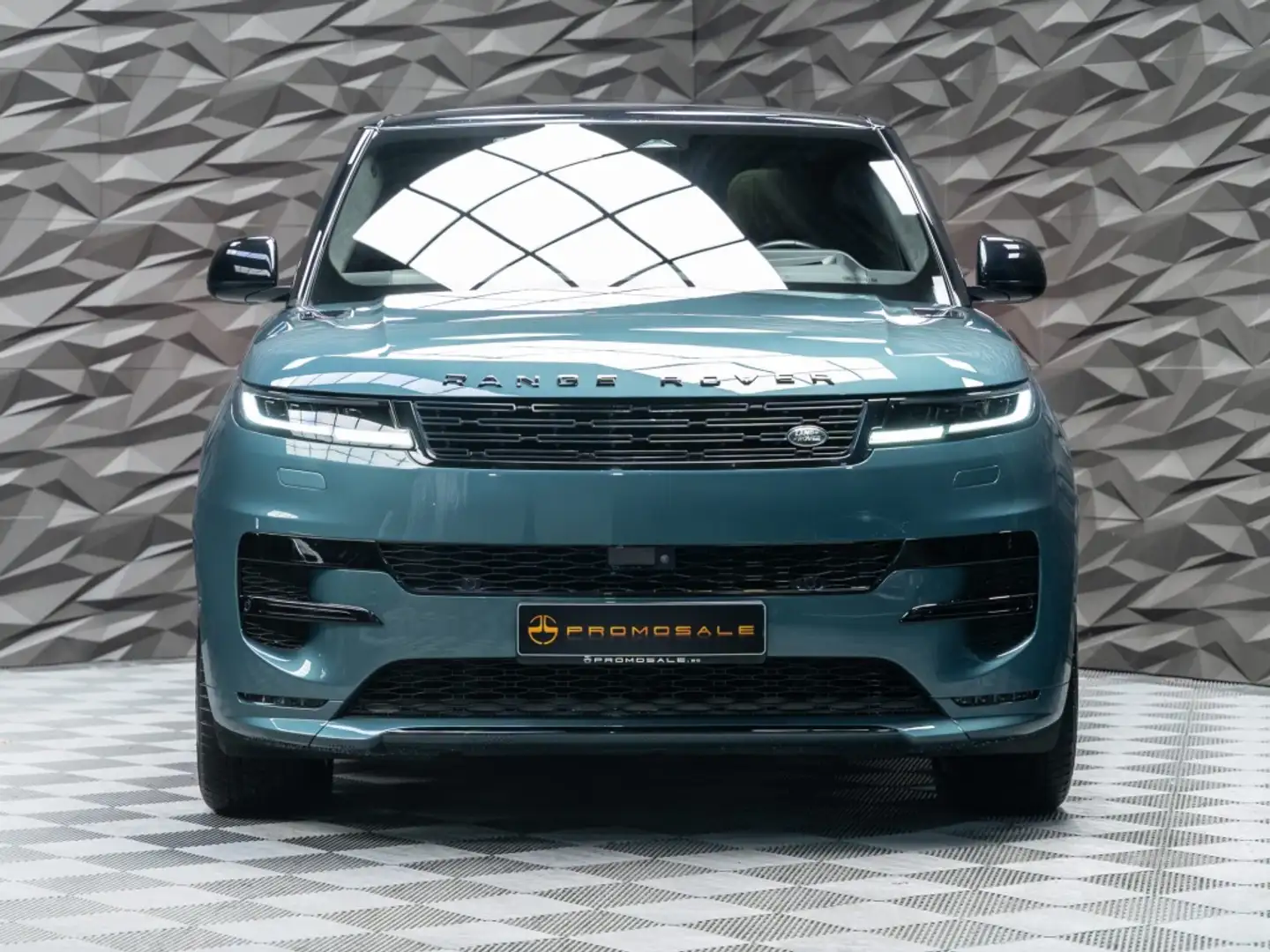 Land Rover Range Rover Sport 3.0 i6 PHEV Autobiography 510 Grün - 2