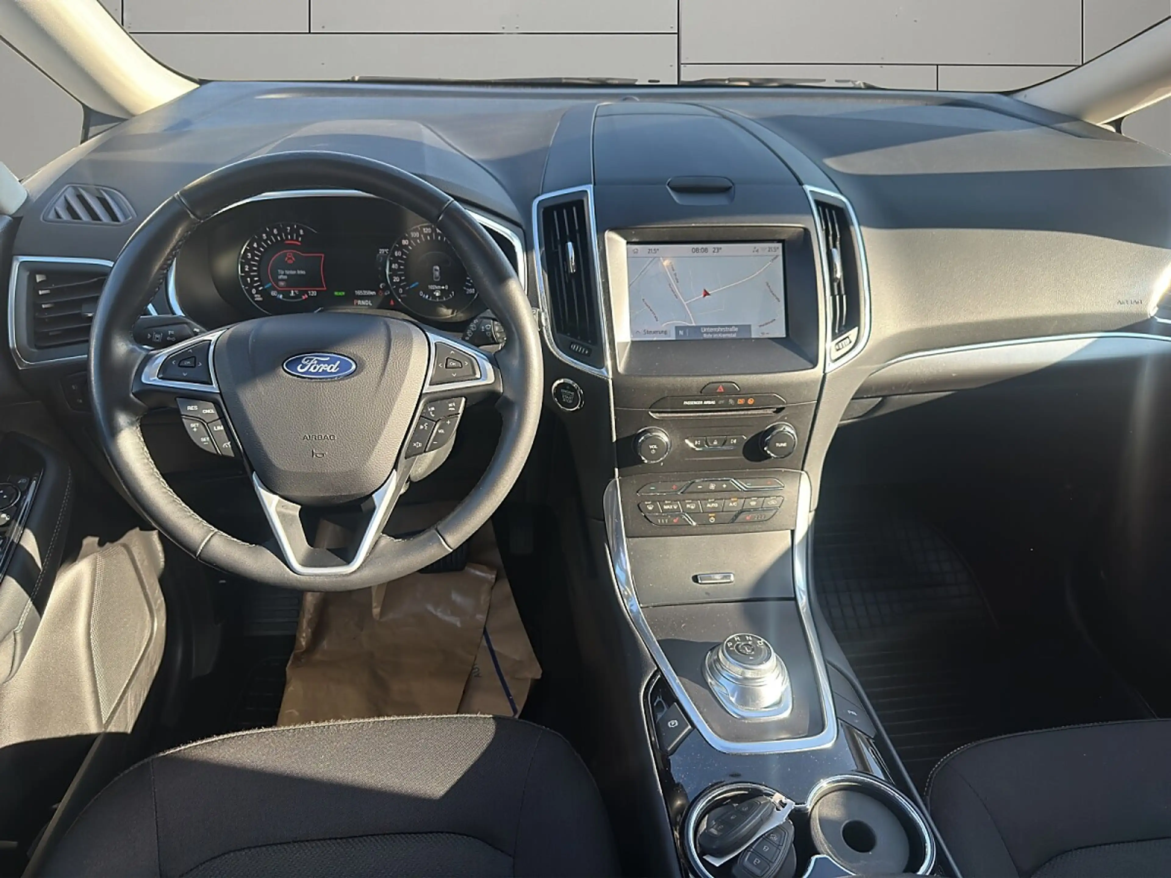 Ford Galaxy 2,5 Duratec Hybrid Titanium Aut. — photo 8