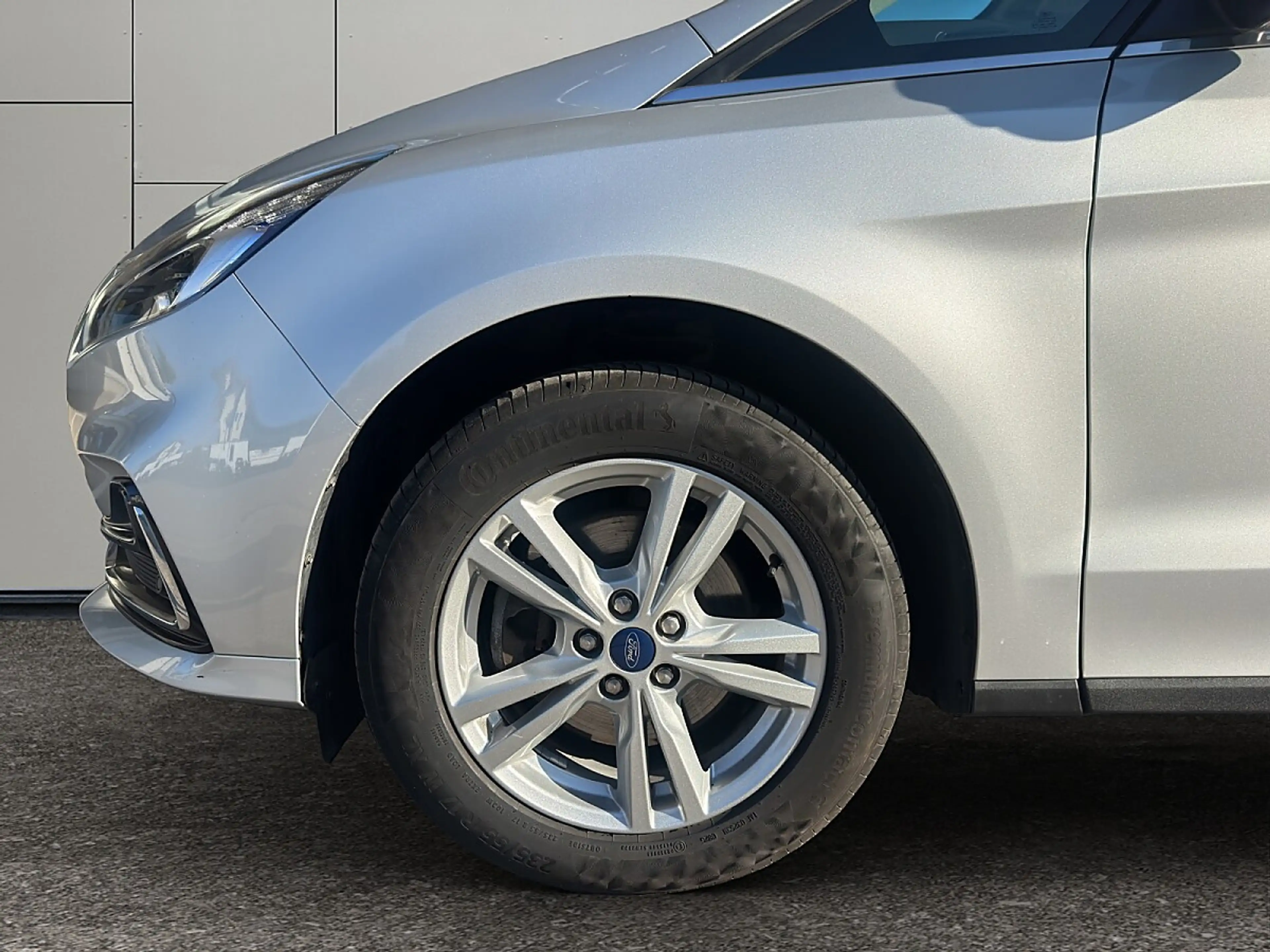 Ford Galaxy 2,5 Duratec Hybrid Titanium Aut. — photo 6