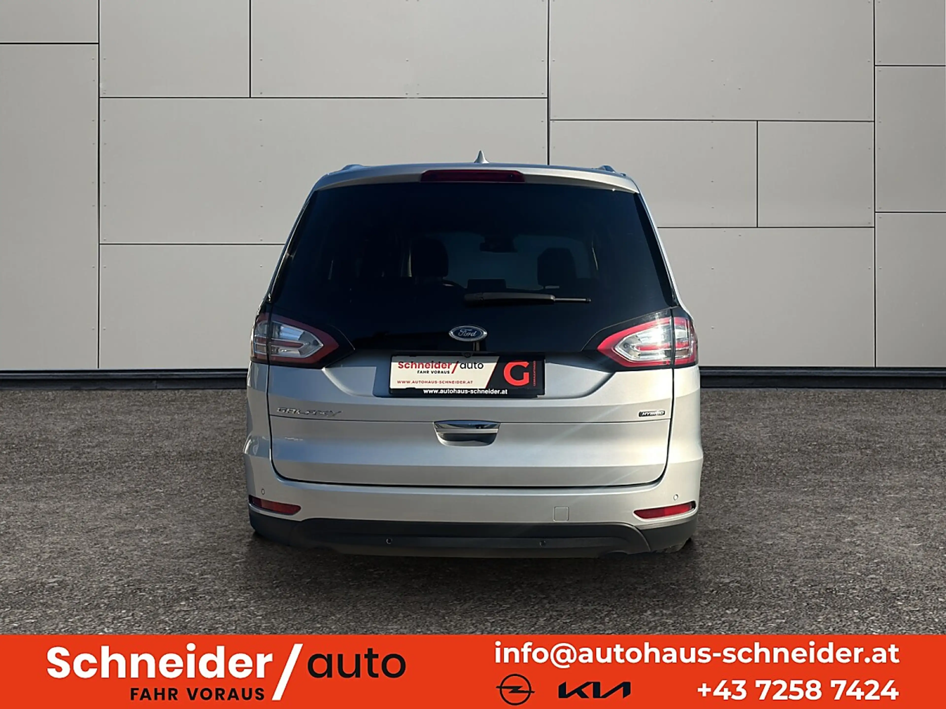 Ford Galaxy 2,5 Duratec Hybrid Titanium Aut. — photo 5