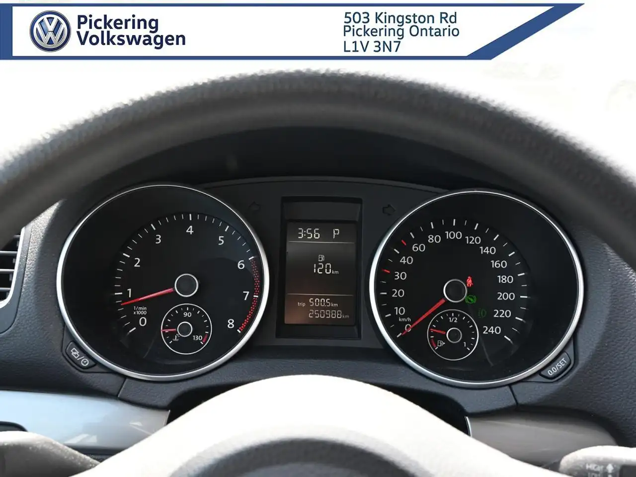 Volkswagen Golf photo Volkswagen Golf