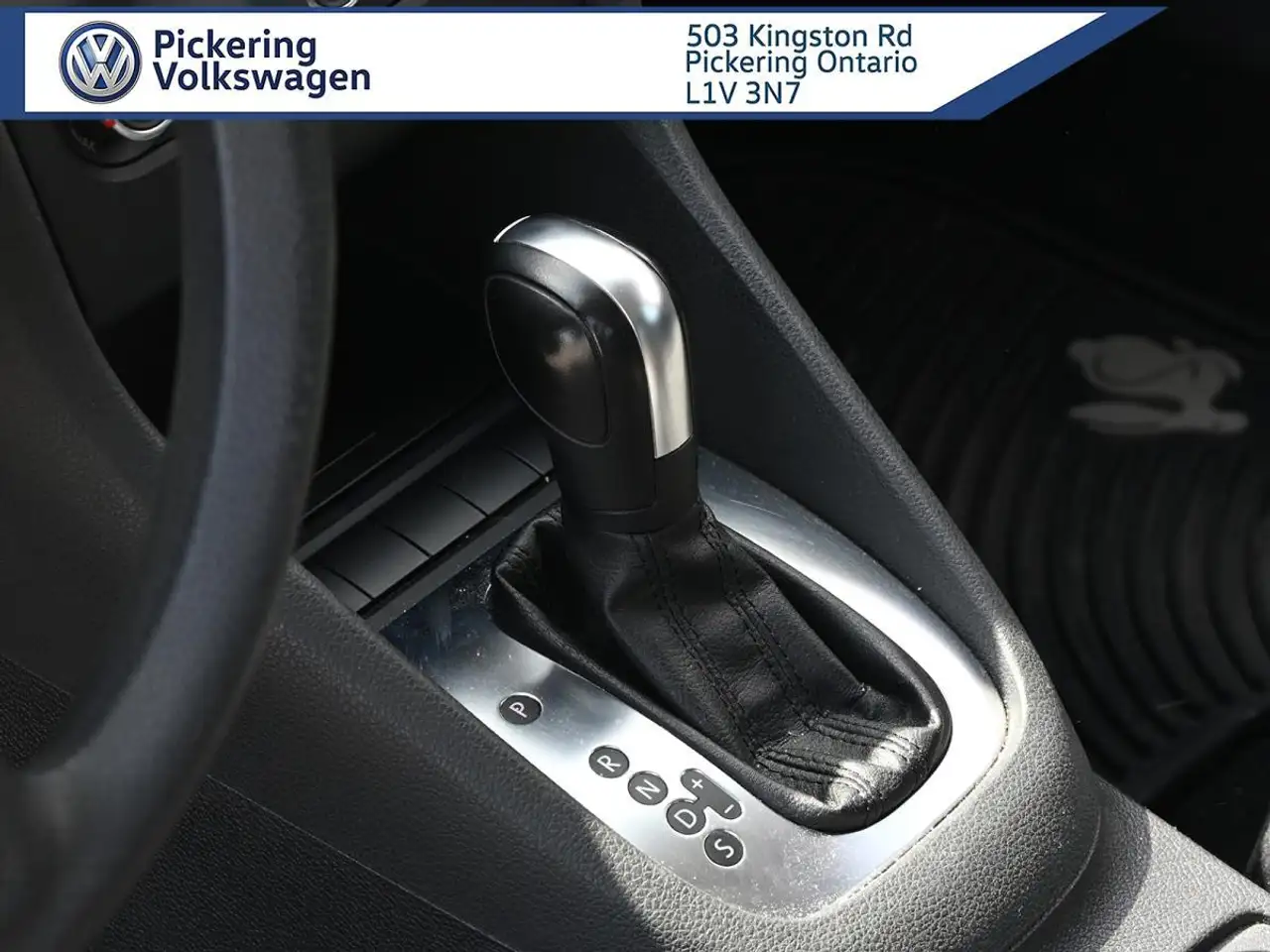 Volkswagen Golf photo Volkswagen Golf