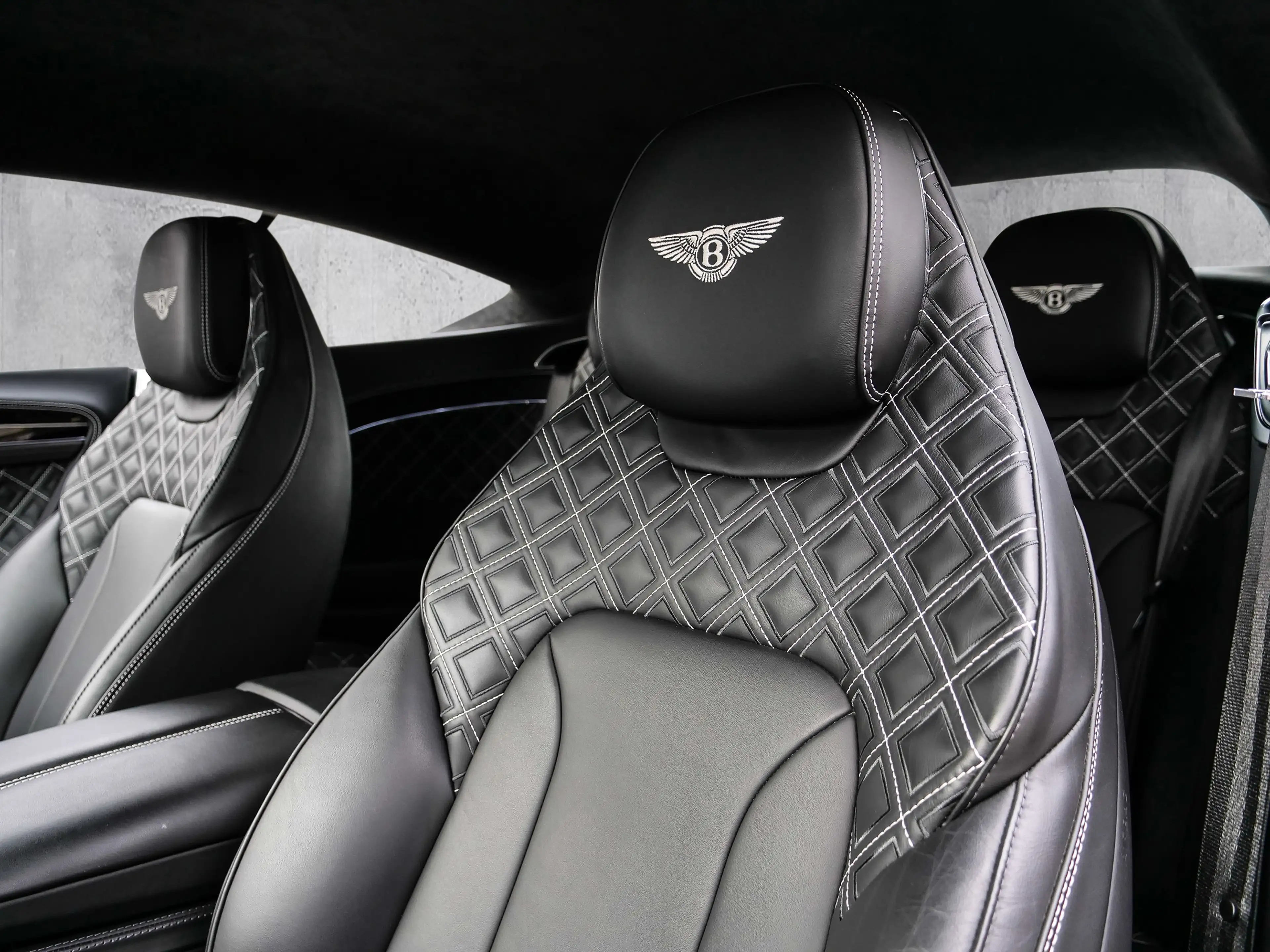 Bentley Continental GT W12 Speed Onyx, Diamond Knurling — photo 14