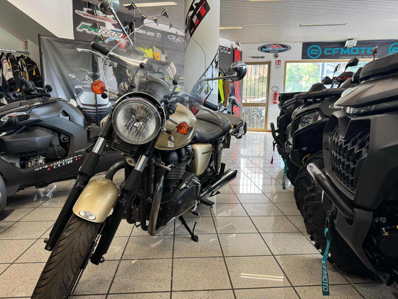 Triumph Others Bonneville boneville