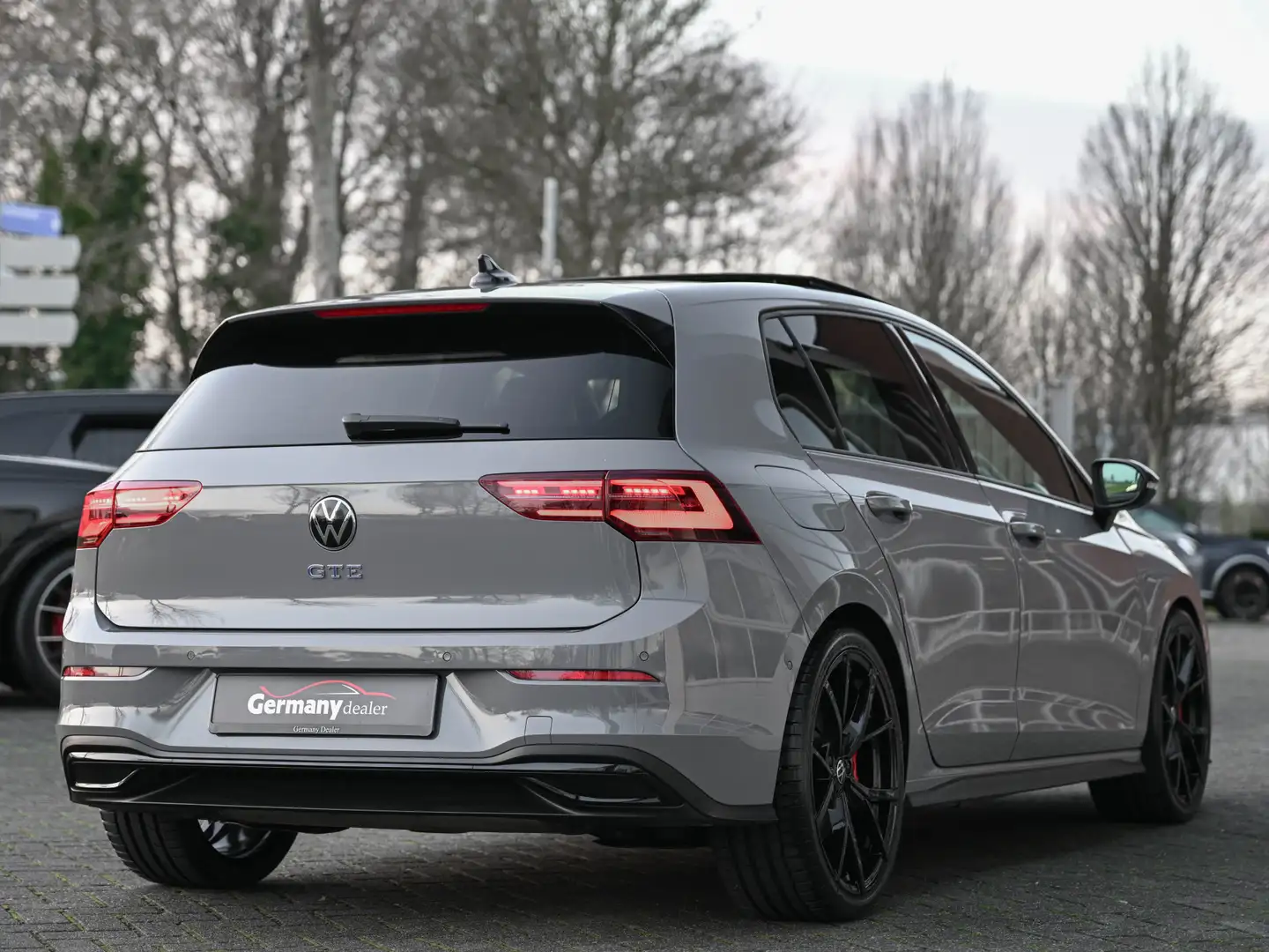 Volkswagen Golf GTE 1.4 eHybrid 245pk Pano Head-Up Camera IQ-Light Key Серый - 2