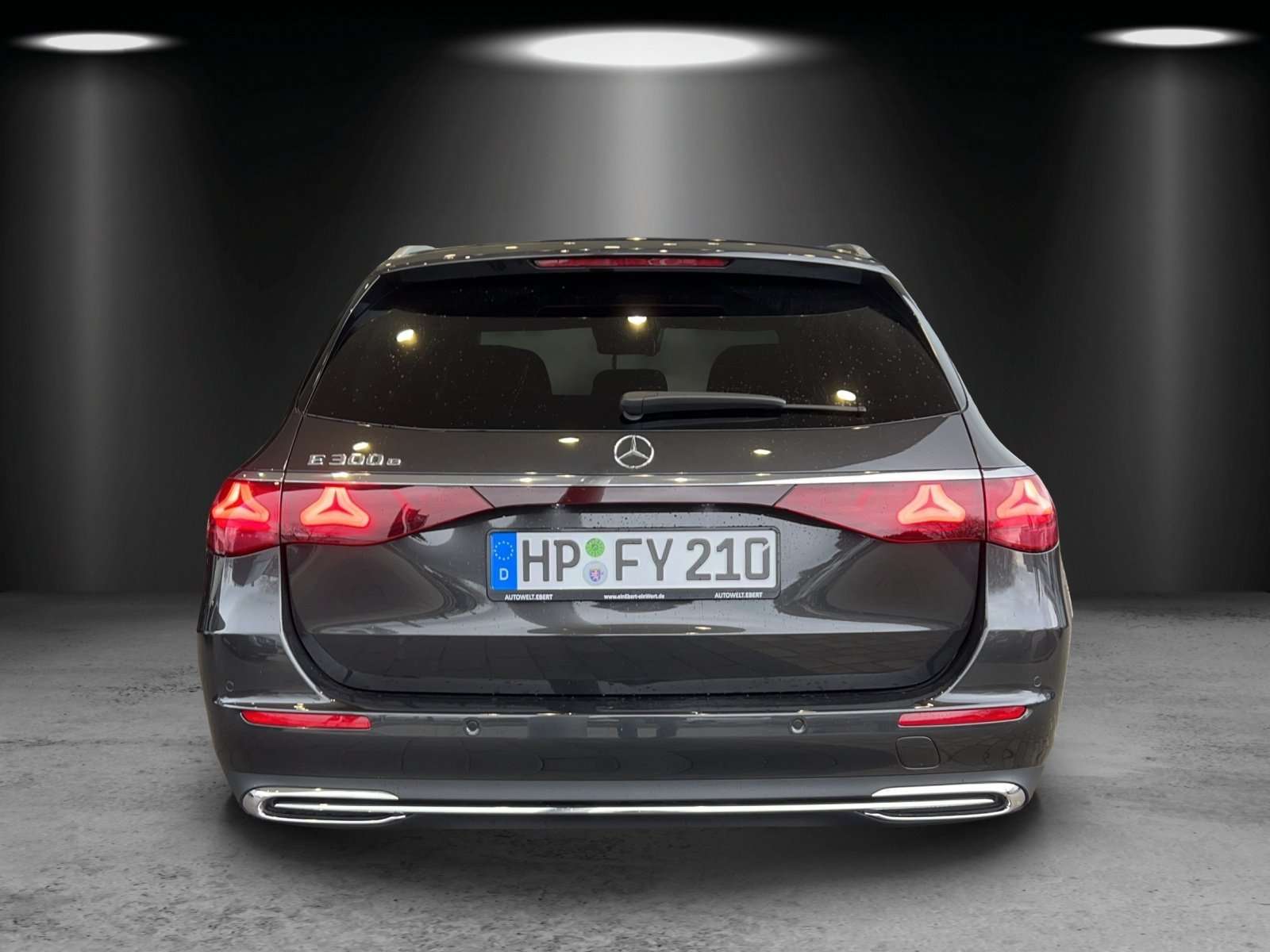 Mercedes-Benz E 300