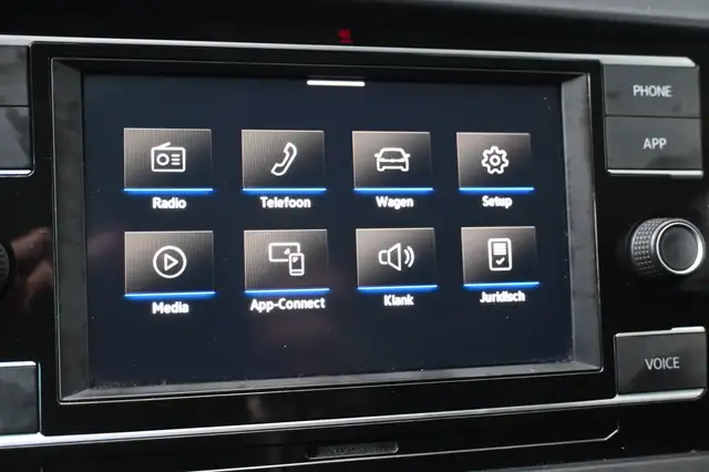Volkswagen Transporter view 12