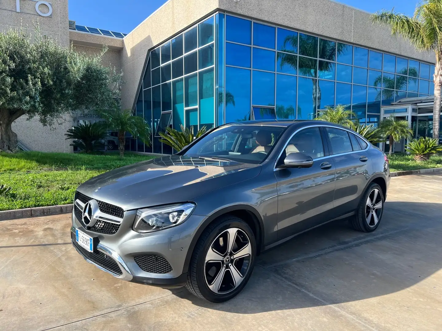 Mercedes-Benz GLC 250 Coupe d Executive 4matic auto Grigio - 2
