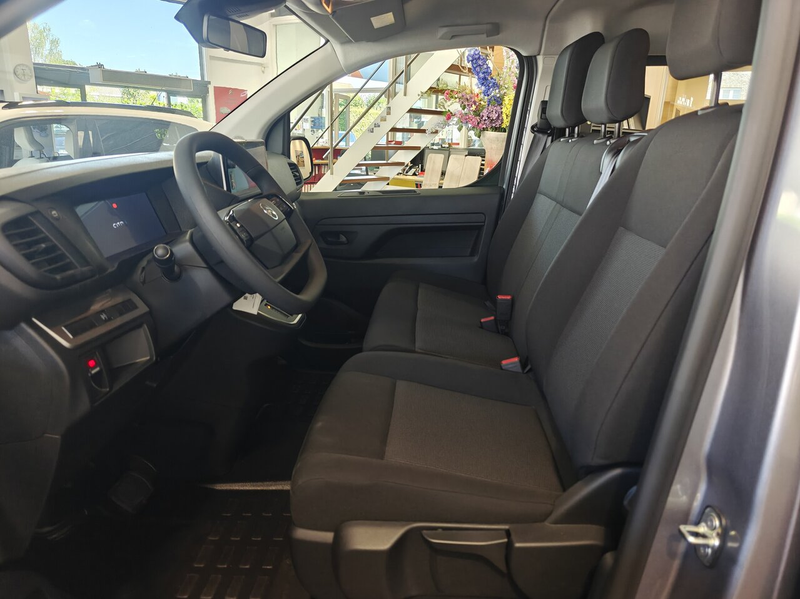 Citroen Jumpy D.C. XL 2.2 HDi Aut 6 PL | Look Pack | LED | GP... — photo 8
