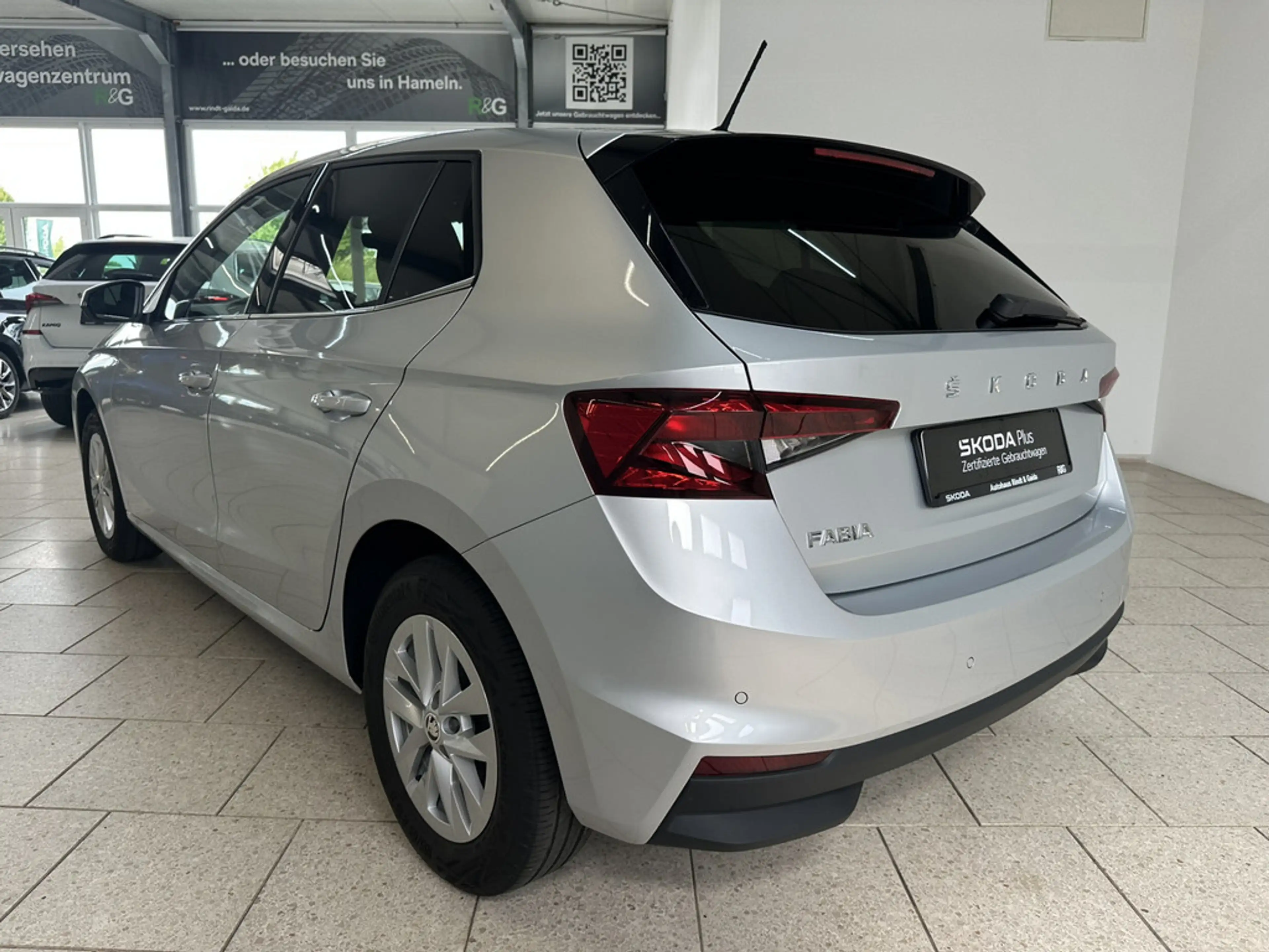 Skoda Fabia 1.0 TSI Style KLIMA PDC SITZHEIZUNG LED — photo 4