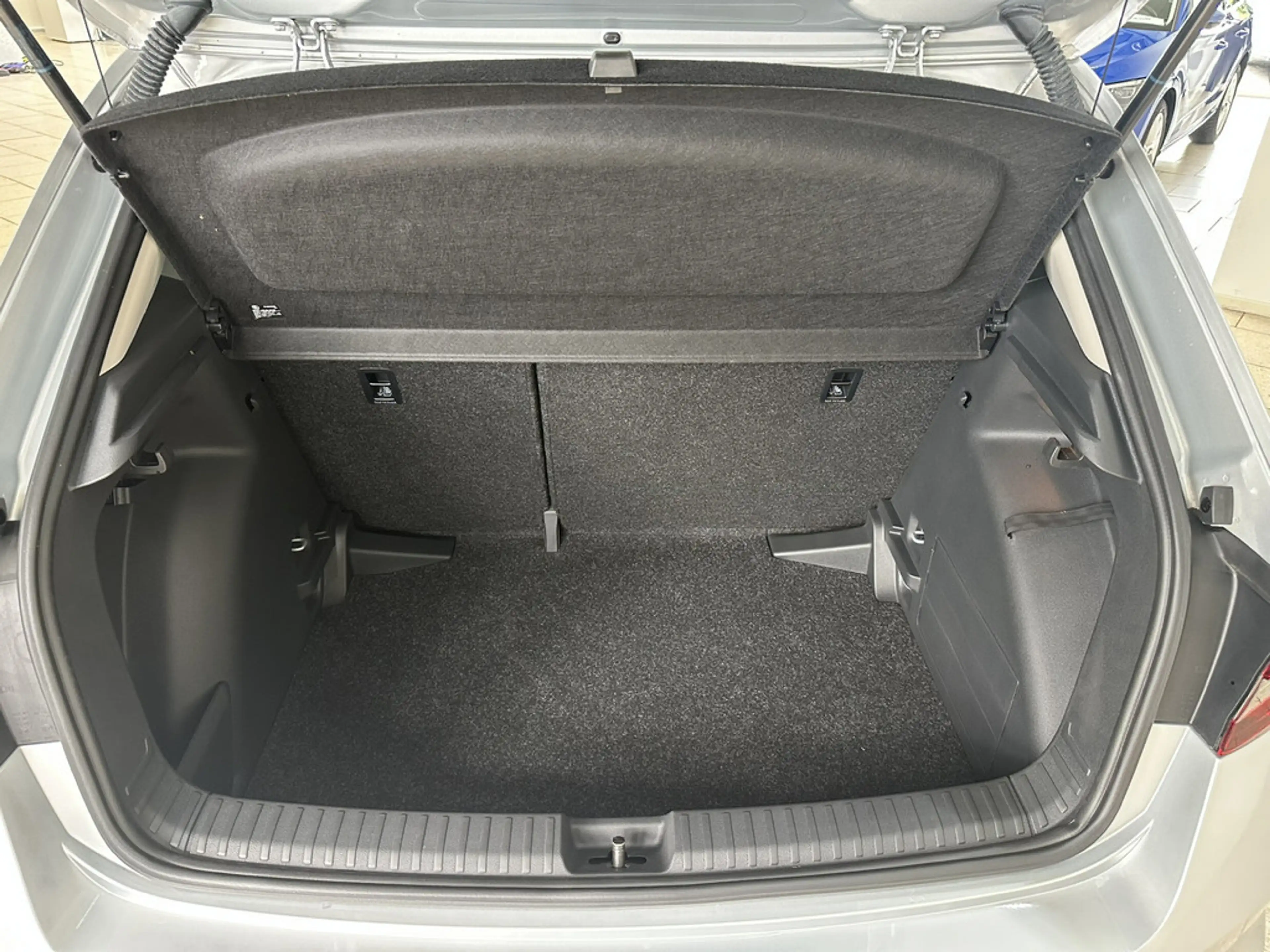 Skoda Fabia 1.0 TSI Style KLIMA PDC SITZHEIZUNG LED — photo 10