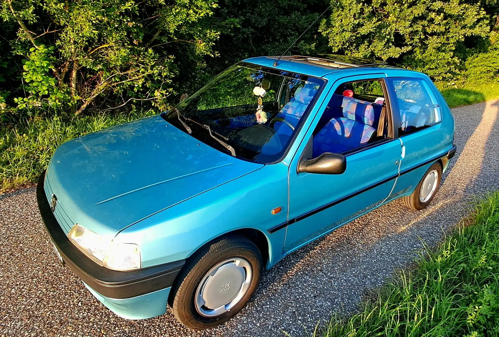 Peugeot 106 Long Beach - 2