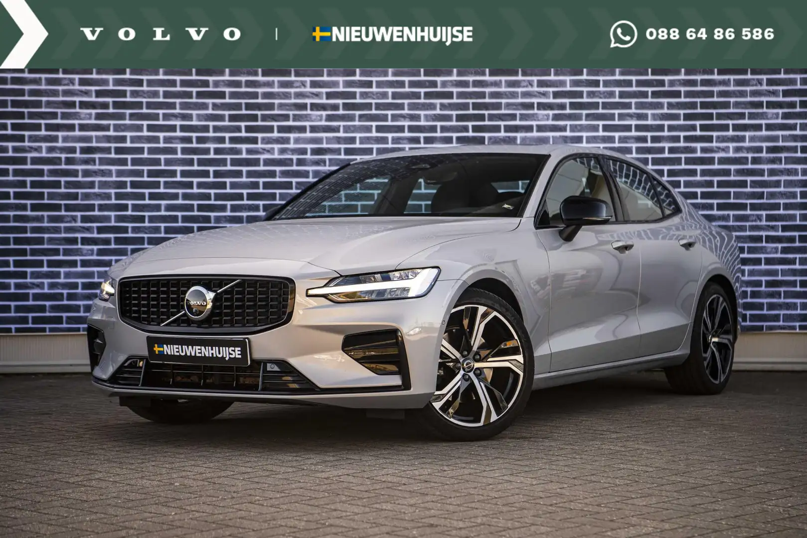 Volvo S60 2.0 B4 Plus Dark | Panoramisch schuif/kanteldak | Grijs - 1