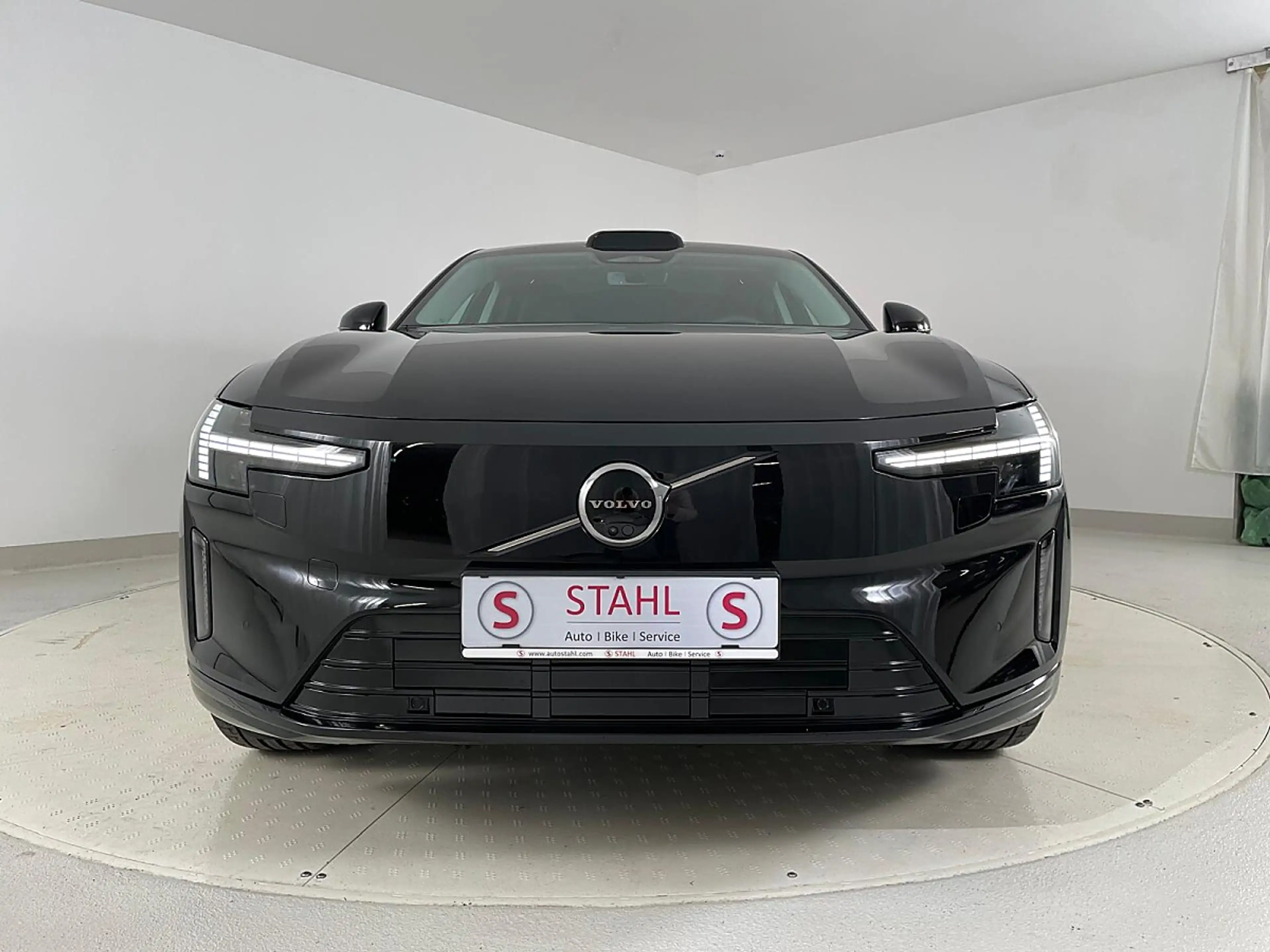Volvo ES90 Single Motor Extended Range 92kWh Core | Stahl ... — photo 2