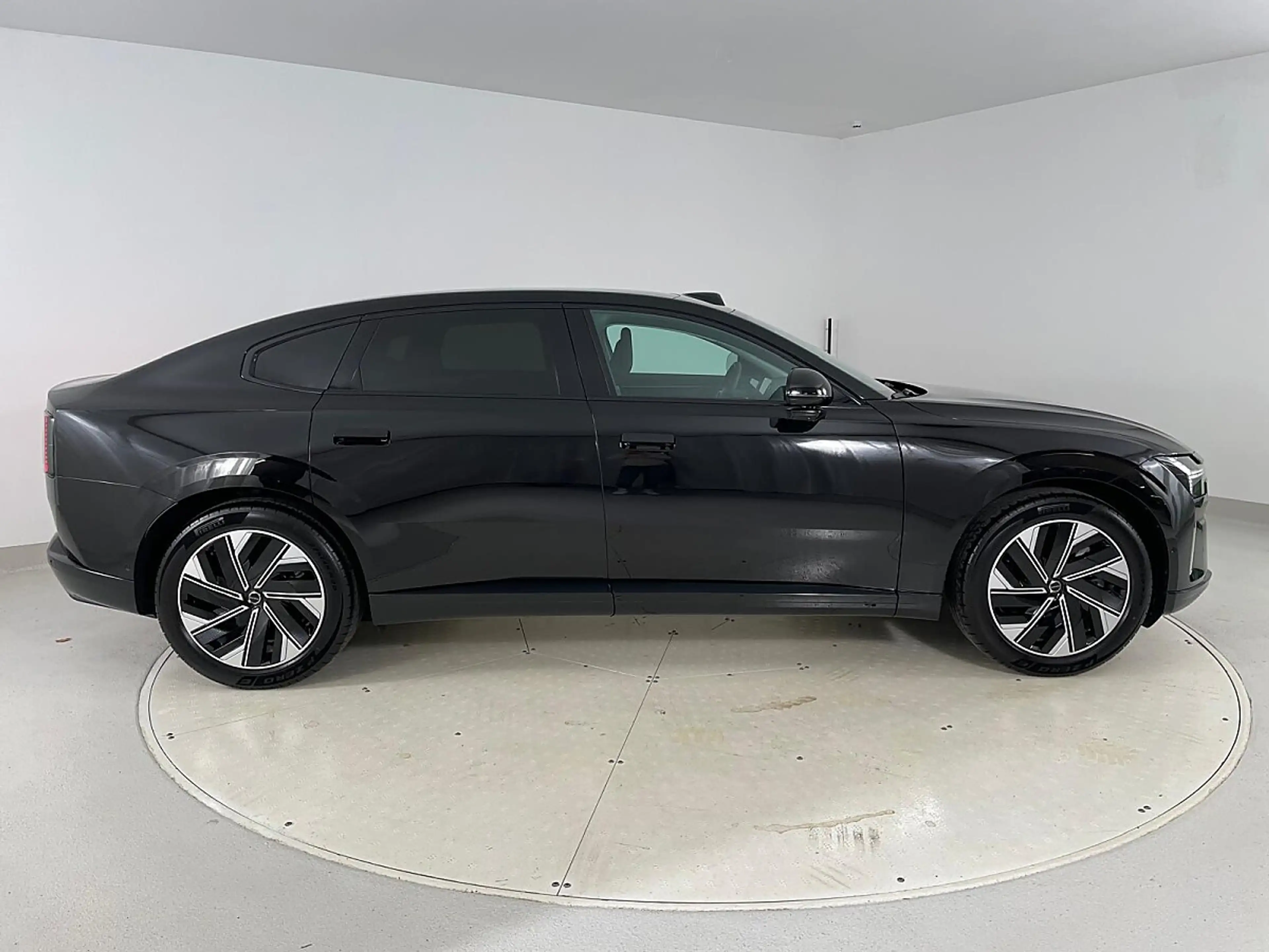 Volvo ES90 Single Motor Extended Range 92kWh Core | Stahl ... — photo 7
