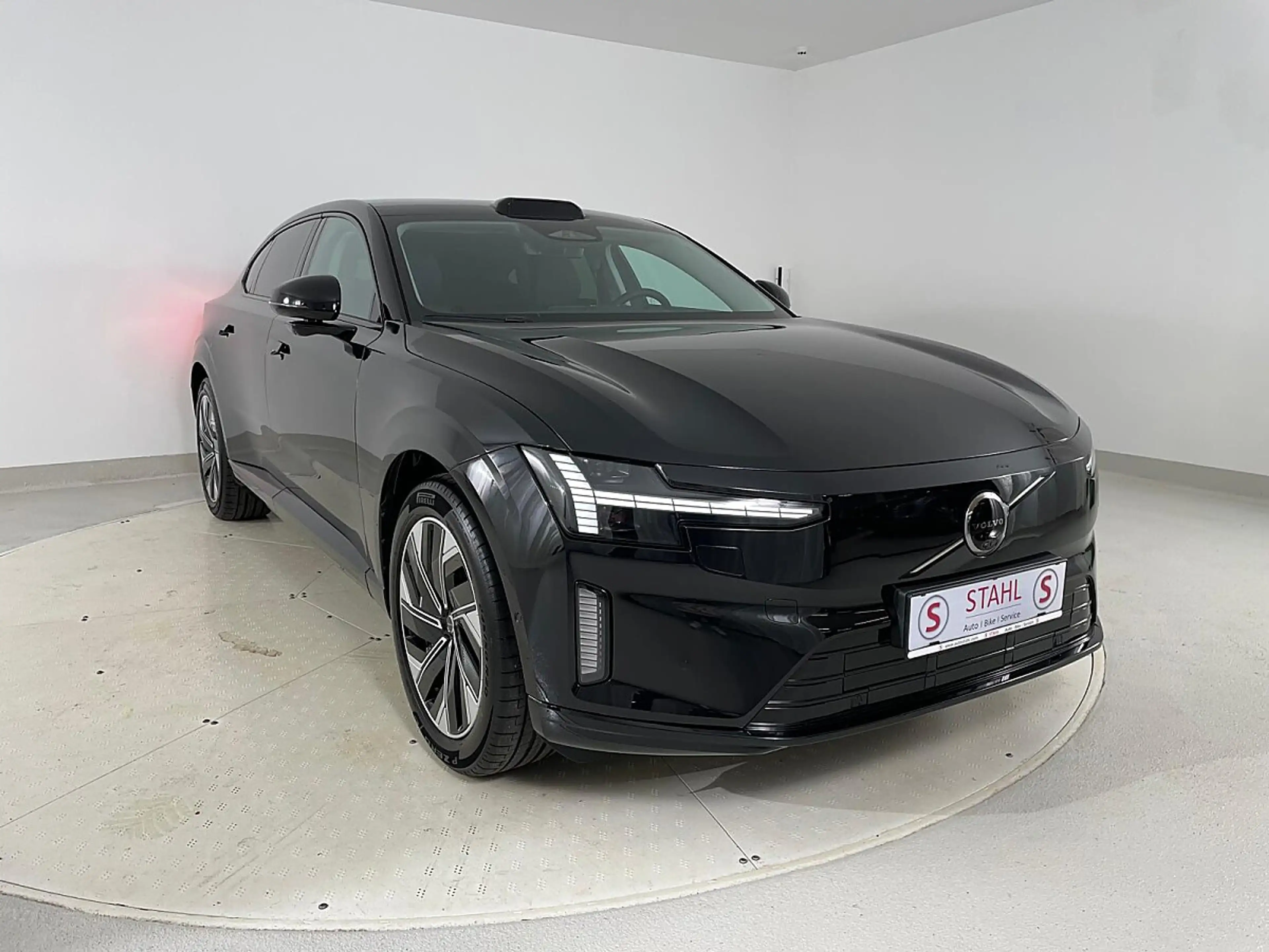 Volvo ES90 Single Motor Extended Range 92kWh Core | Stahl ... — photo 8