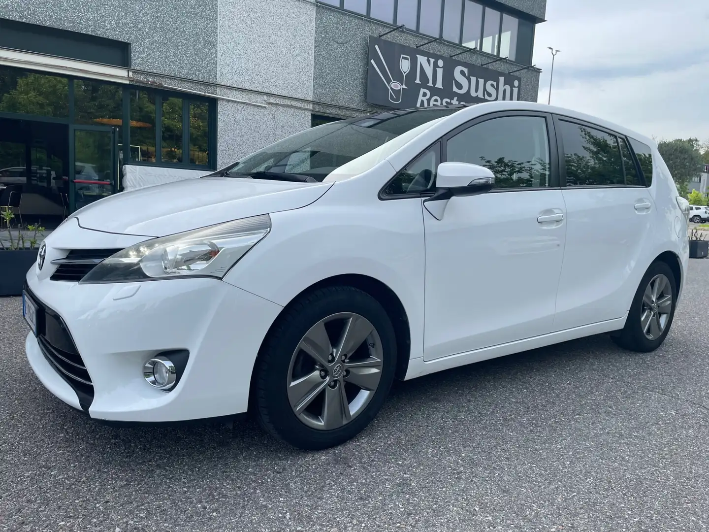 Toyota Verso 1.6 D-4D 7 posti*Tetto*Navi*Neopatentati* Bianco - 2