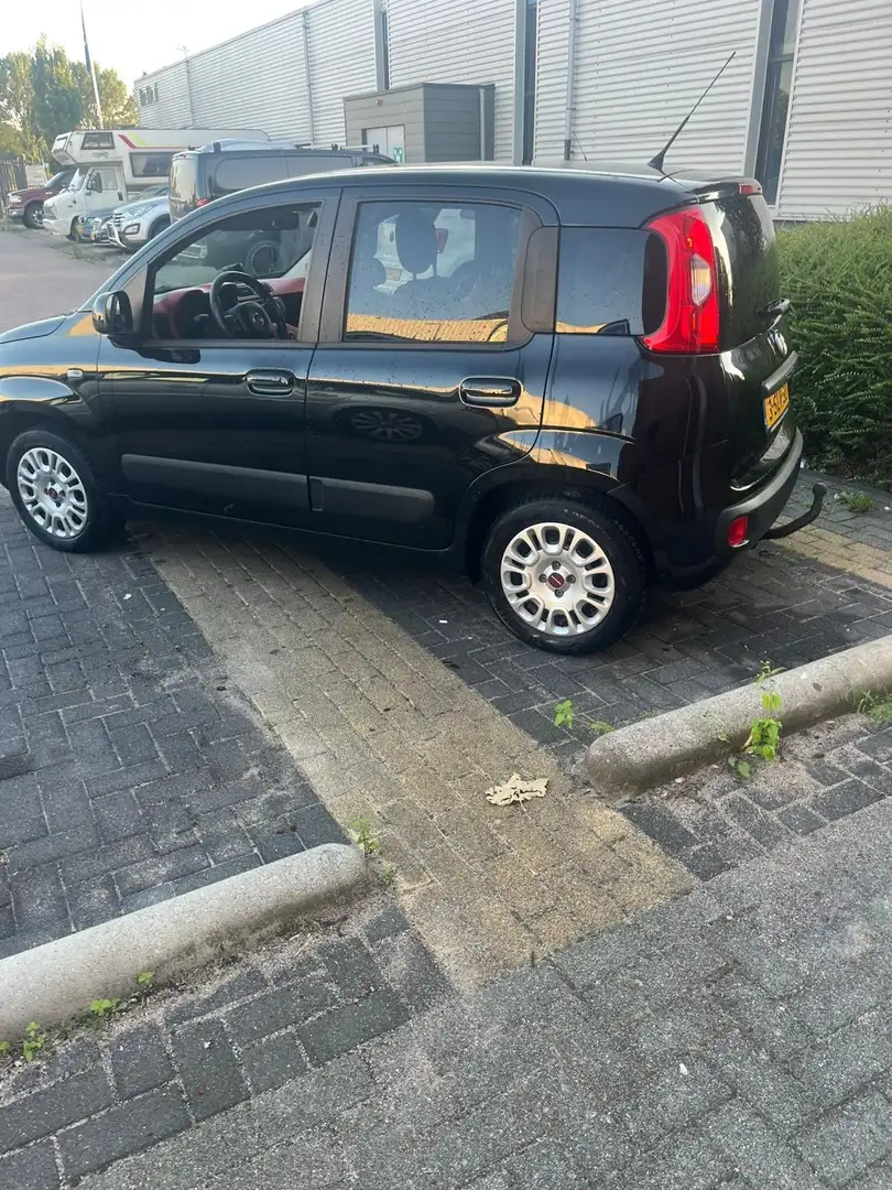 Fiat Panda 0.9 TwinAir Lounge Zwart - 2