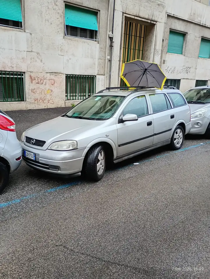 Opel Astra SW 1.4i 16v Club, foto 1