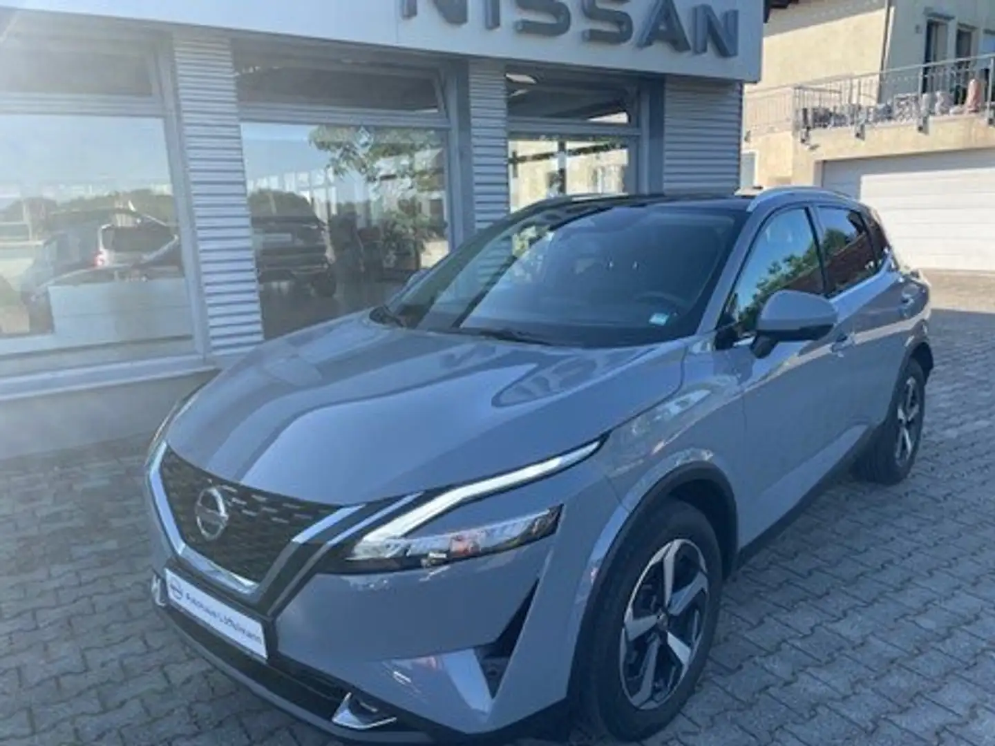 Nissan Qashqai 1.3 DIG-T MHEV N-Connecta Grau - 1