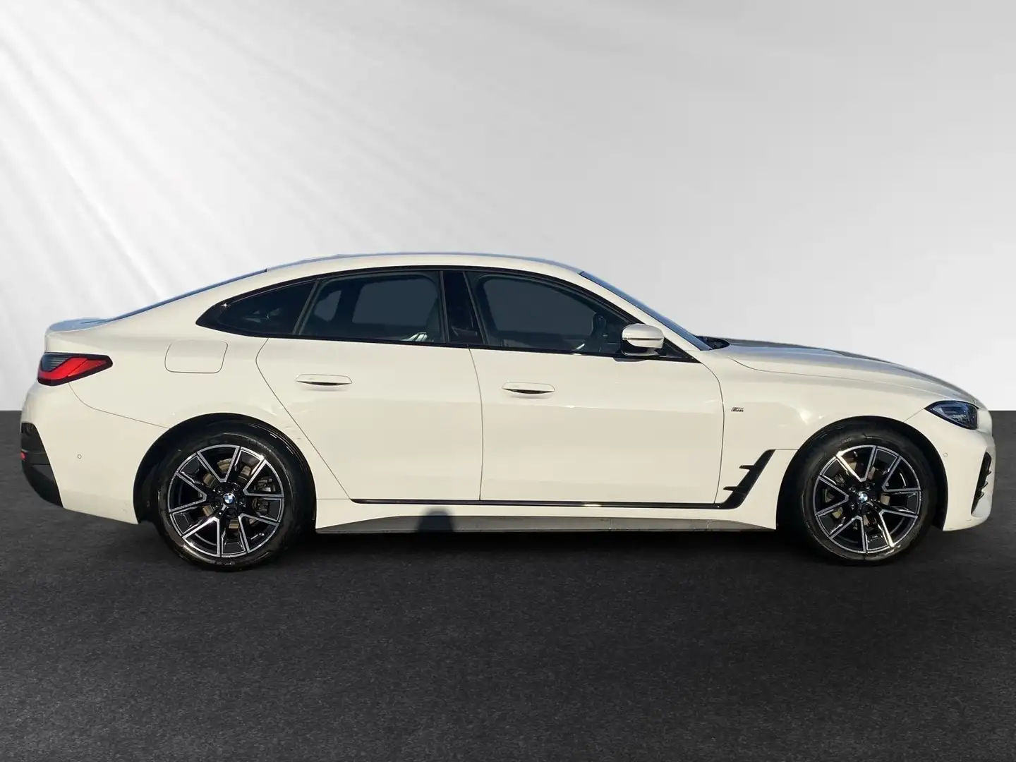 BMW 420 d Gran Coupé MSport LCProf HiFi DAB Blanc - 2