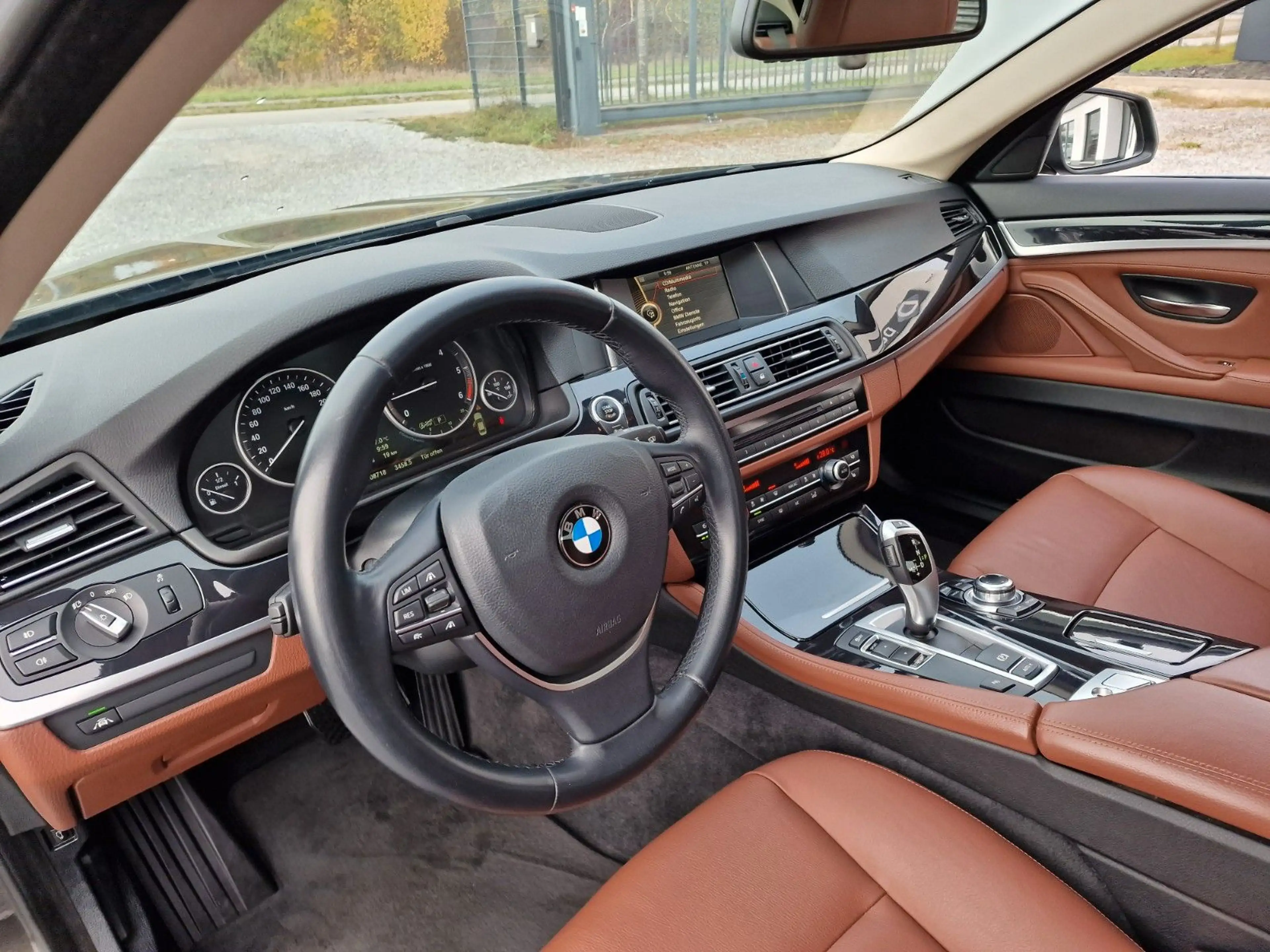 BMW 520 d Limousine Aut., Leder, HiFi, PDC, AHK, LED — photo 15
