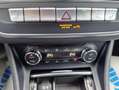 Mercedes-Benz GLA 200 Style Navi Kamera LED SHZ Tempomat Plateado - thumbnail 37