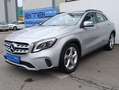 Mercedes-Benz GLA 200 Style Navi Kamera LED SHZ Tempomat Plateado - thumbnail 1