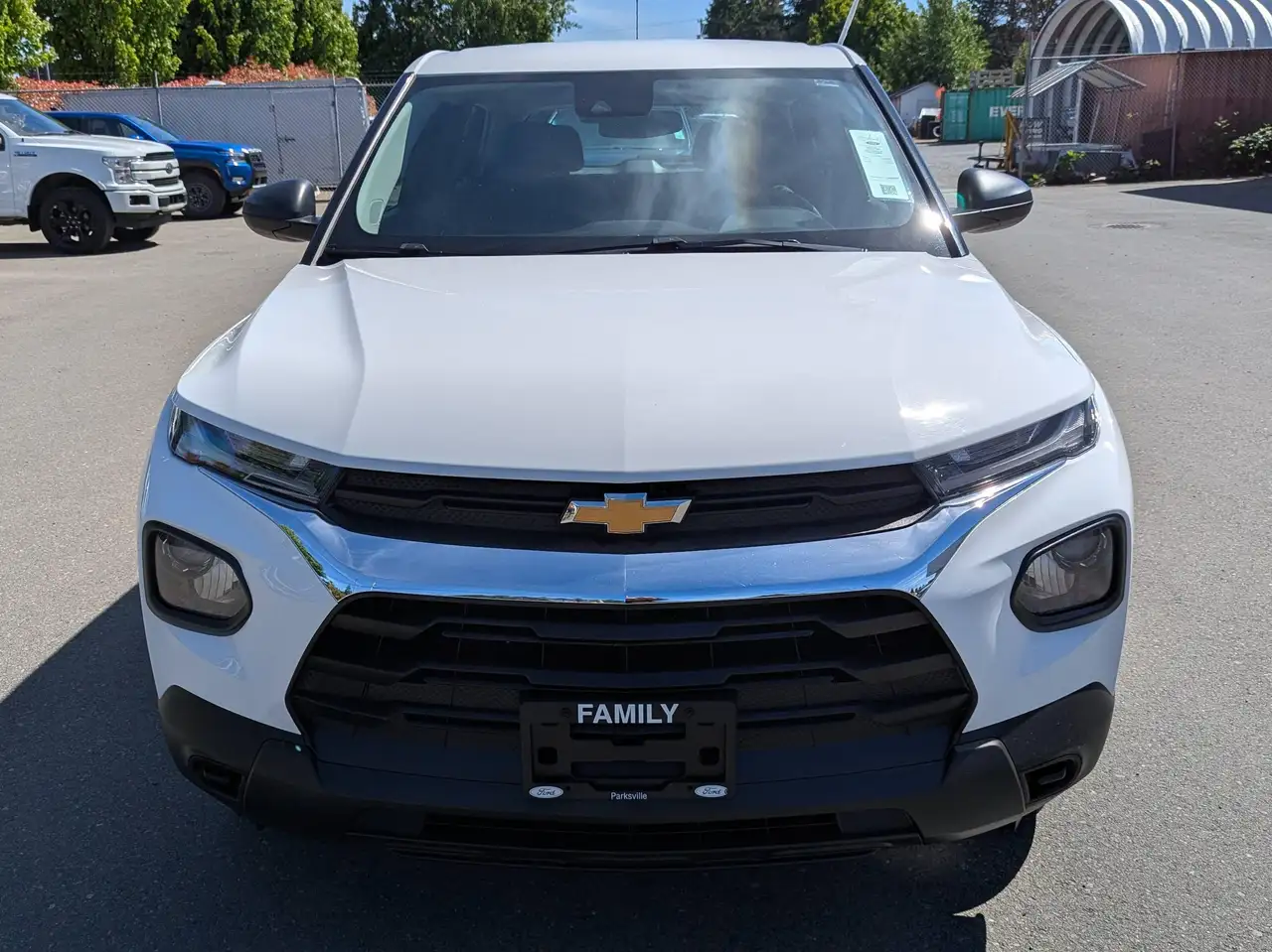 Chevrolet Trailblazer снимка Chevrolet Trailblazer