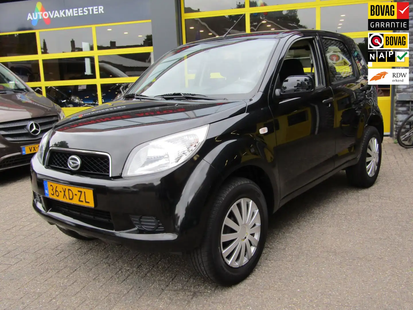 Daihatsu Terios 1.5-16v Explore 2WD Zwart - 1