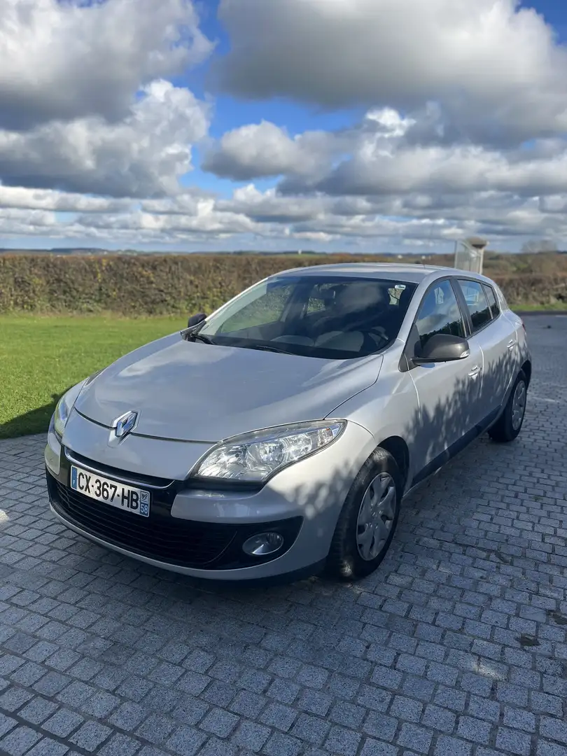 Renault Megane Mégane III TCE 115 Energy eco2 Authentique - 2