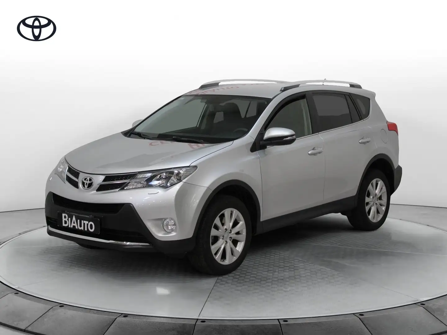 Toyota RAV 4 RAV4 2.2 D-4D 4WD Lounge Stříbrná - 1
