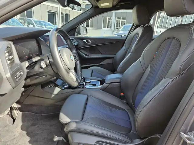 BMW 1 Series view 7