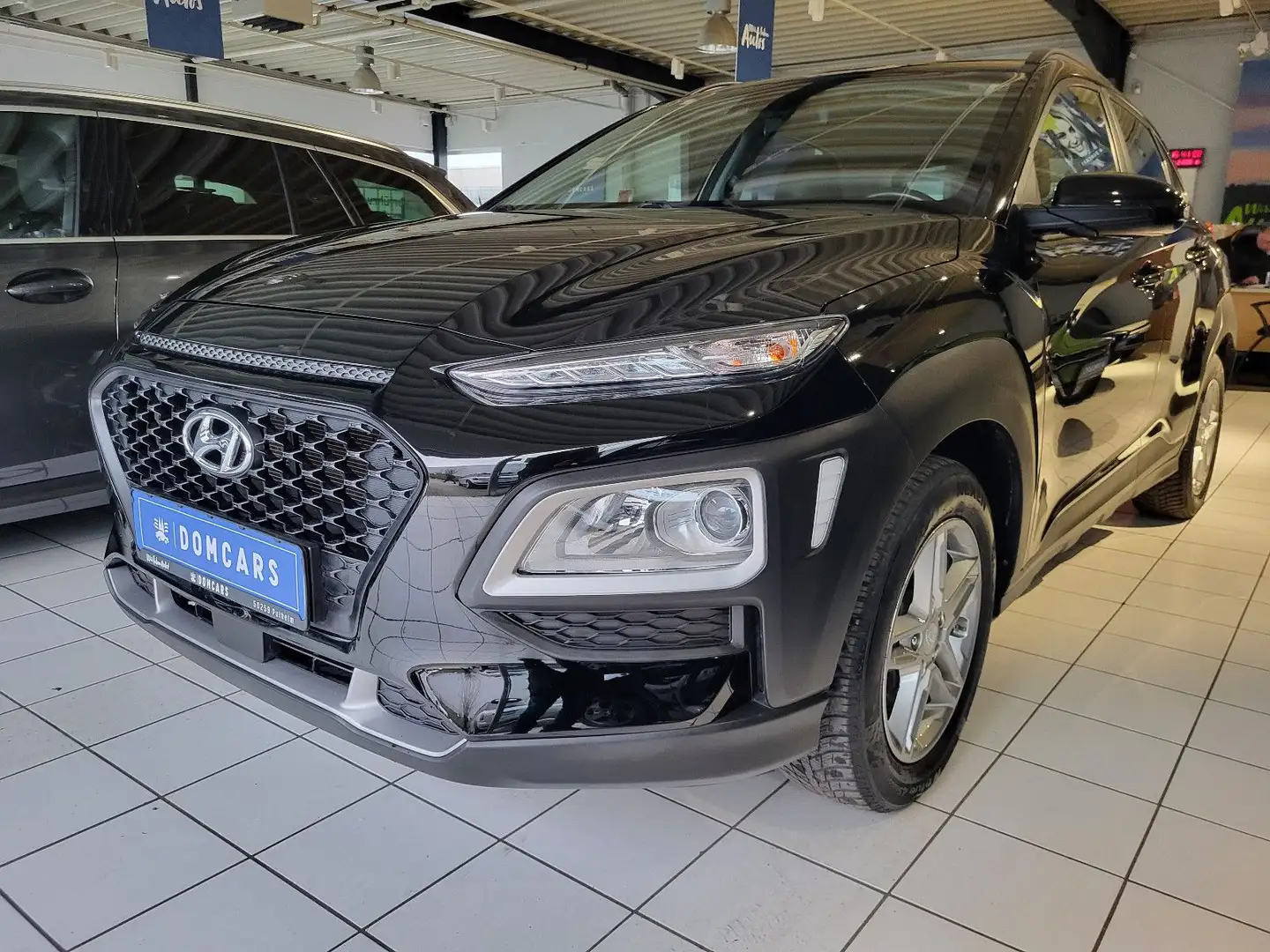 Hyundai KONA Trend 2WD//NAVI/ALU/KAMERA/GARANTIE/AHK// Zwart - 2