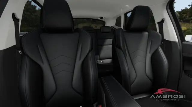 BMW 2 Series view 12