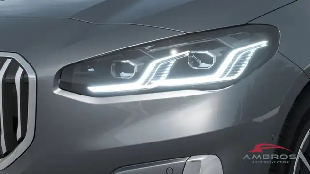 BMW 2 Series view 6