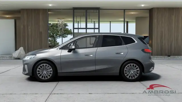 BMW 2 Series view 3