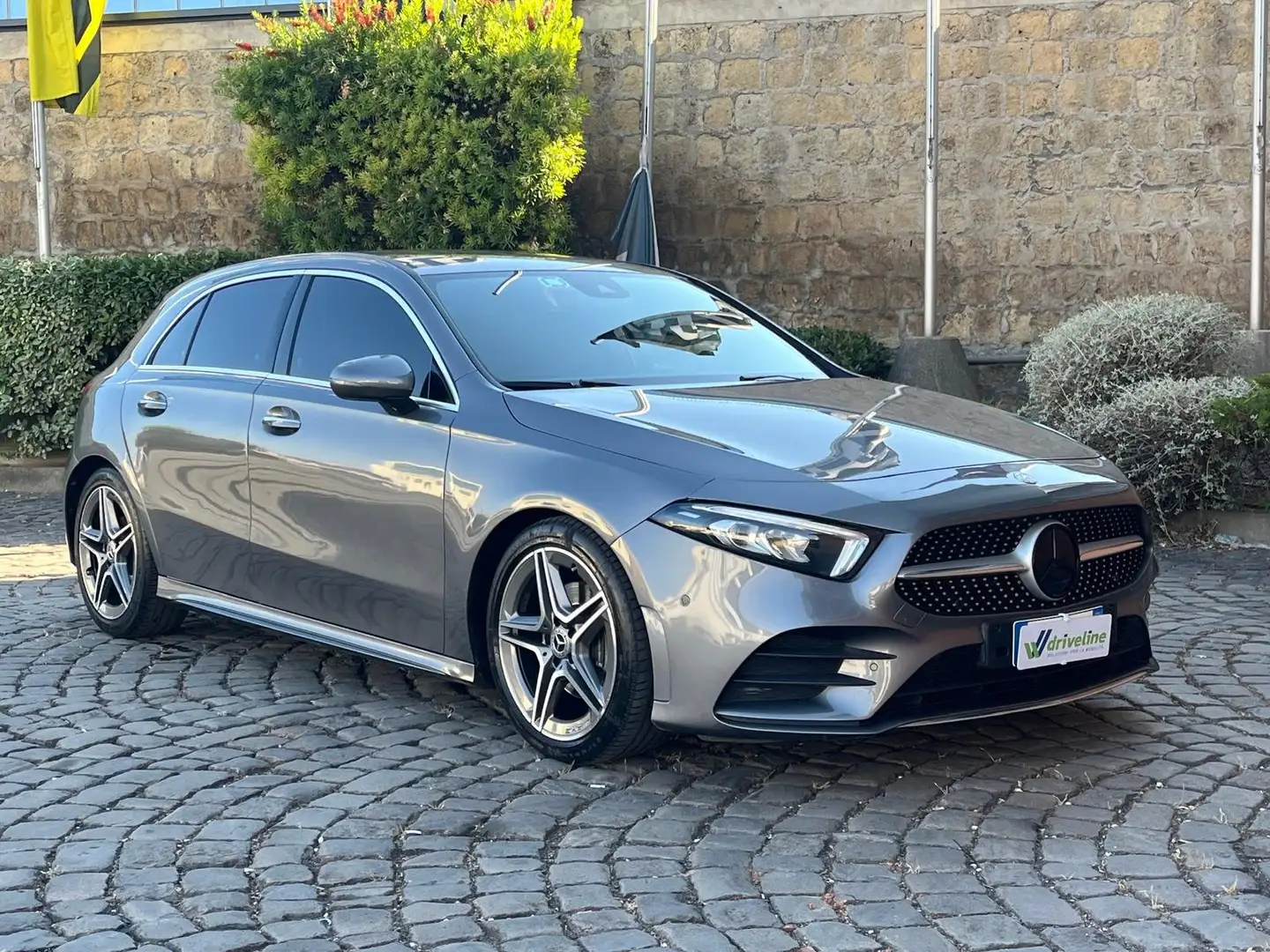 Mercedes-Benz A 180 Classe A - W177 2018 d Premium auto Grijs - 2
