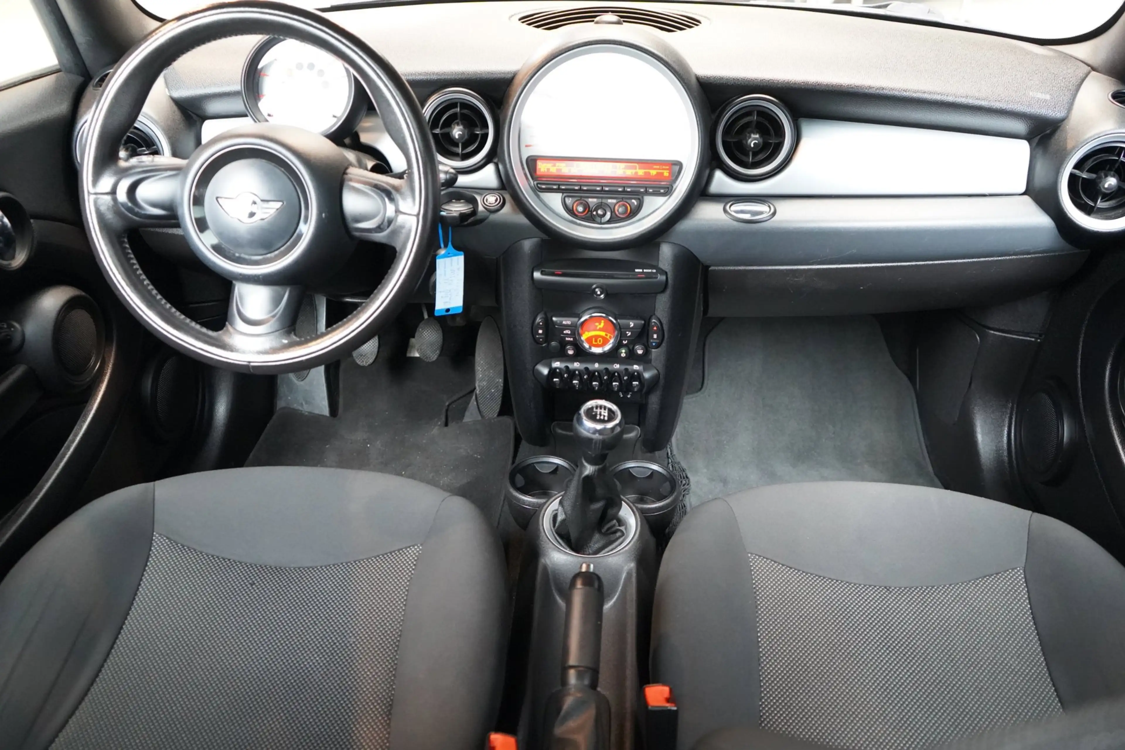 MINI One 3-Deurs 1.6 Chili | AIRCO | ELEK. RAMEN | APK — photo 2