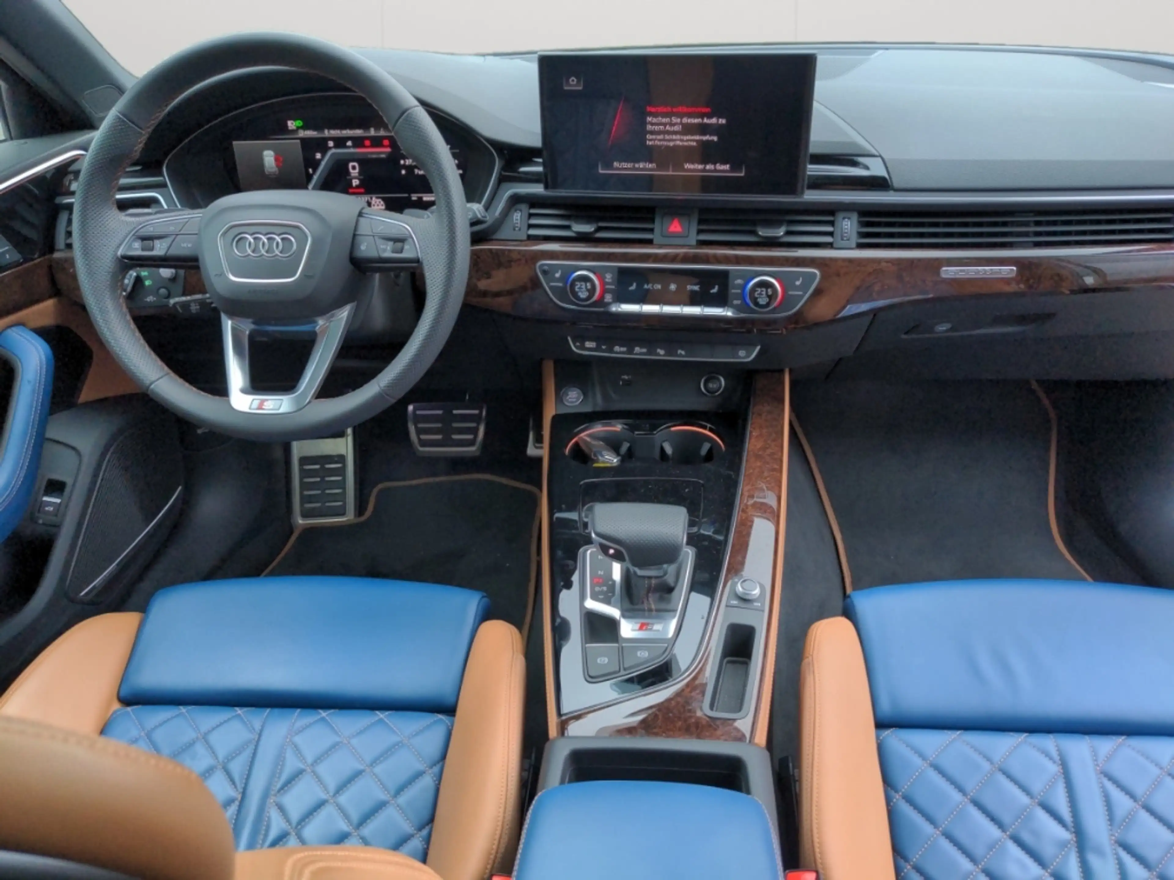 Audi S4 Avant TDI quattro Matrix STHZ Navi HUD B&O Pano 36 — photo 8