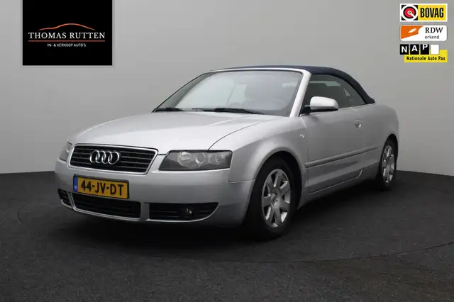 Audi A4 Cabriolet 2.4 V6 Exclusive 2002 | Elektrisch Bedie