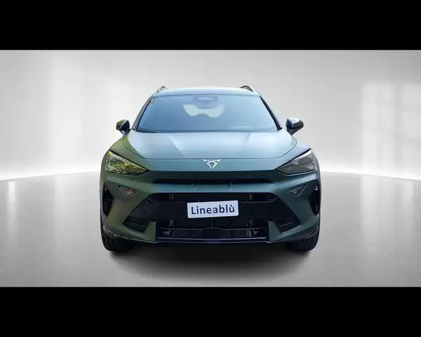 Cupra Formentor view 8