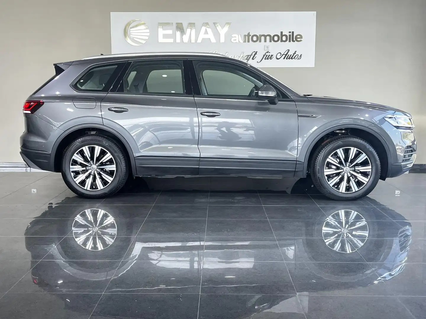 Volkswagen Touareg 3.0 V6 TDI 4Motion//P.Dach/LED/Navi/ Grau - 2