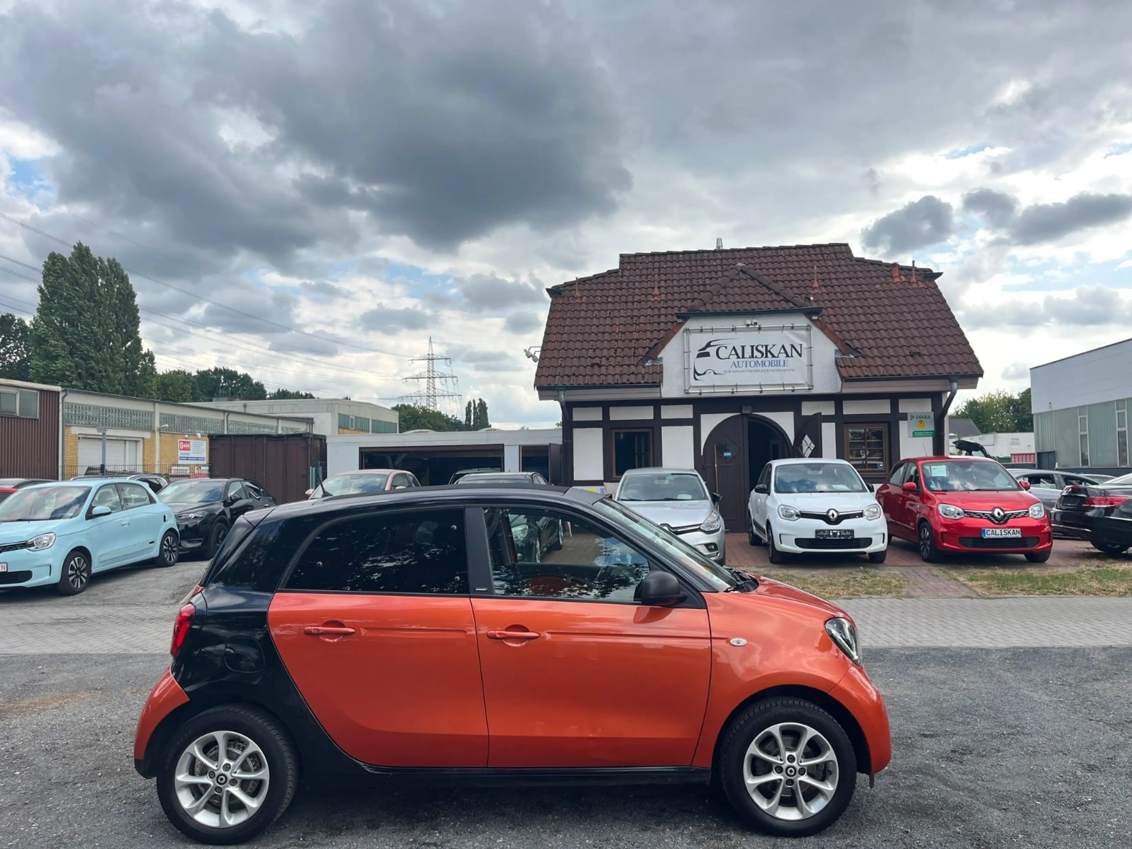 smart forFour Passion 66 kW / Cabrio / Kamera / JBL — photo 7