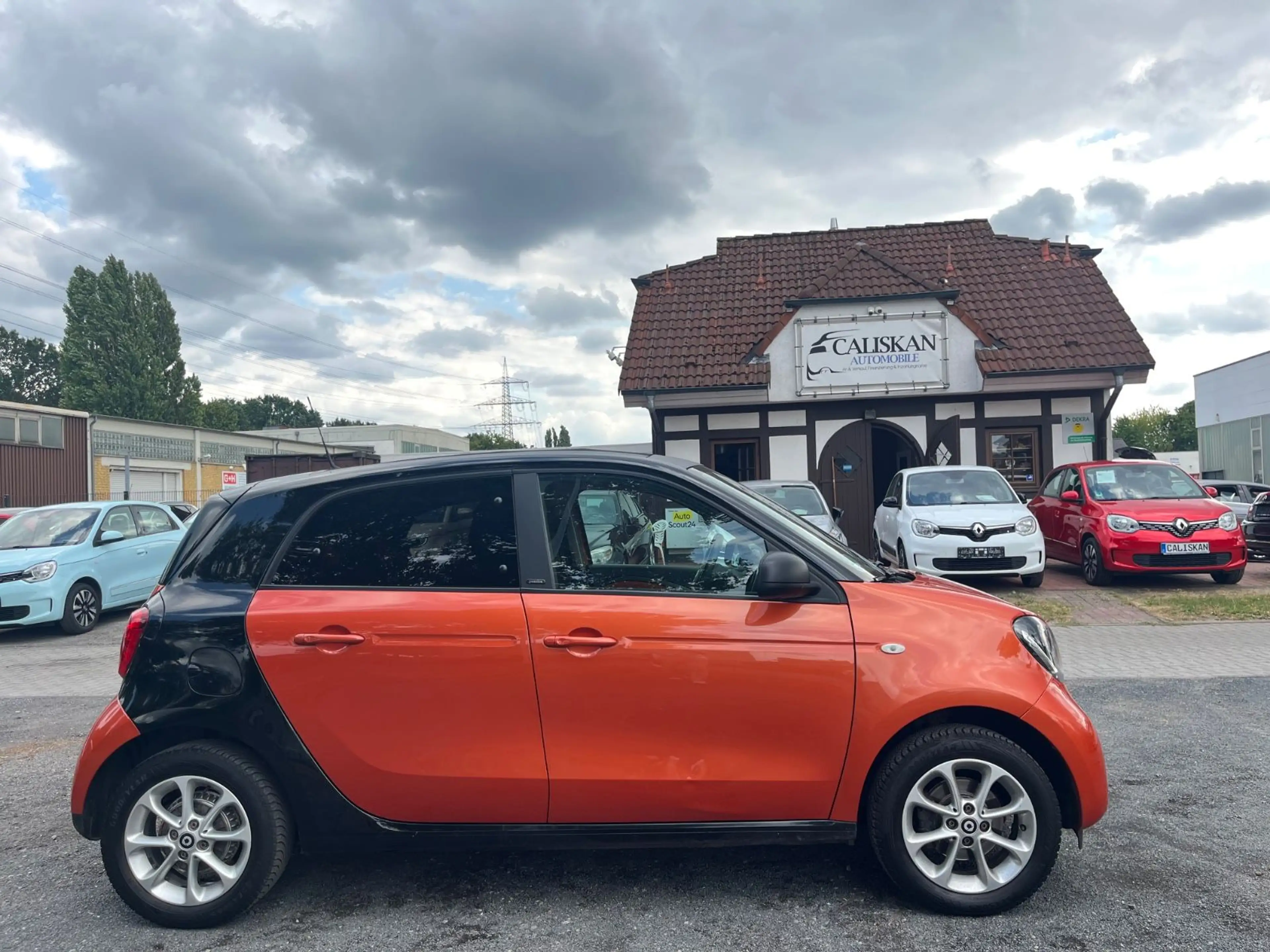 smart forFour Passion 66 kW / Cabrio / Kamera / JBL