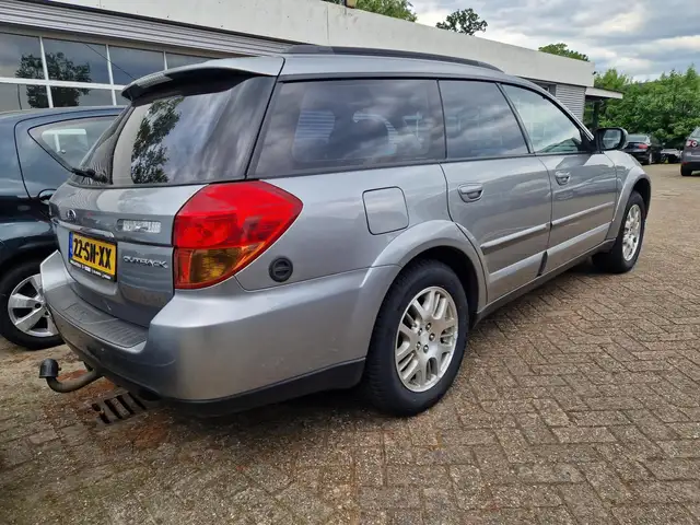 Subaru OUTBACK 2.5i Comfort 4WD (VOOR EXPORT)