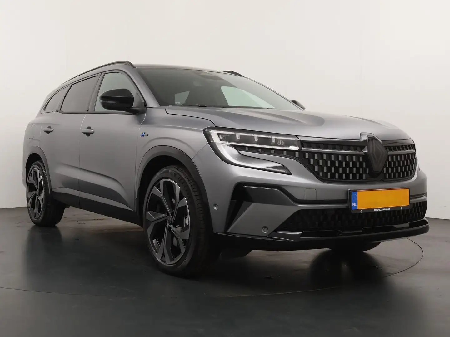 Renault Espace E-Tech full hybrid 200 Esprit Alpine 5p. | €13.692 Šedá - 2