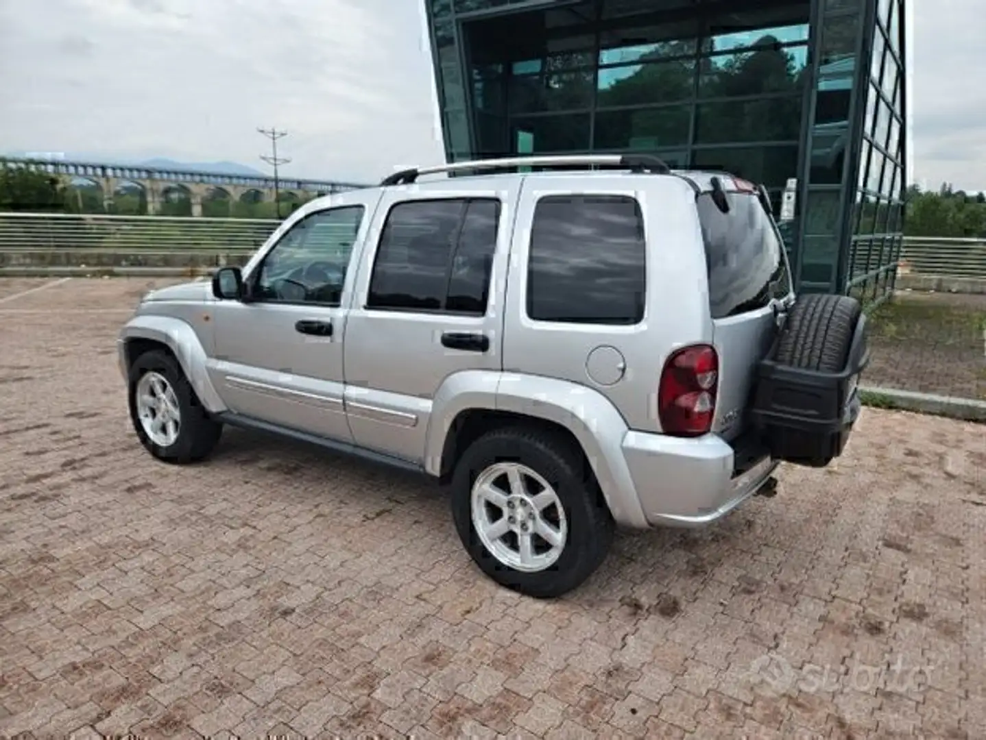 Jeep Cherokee VALUTIAMO USATO/SCAMBIO Grigio - 1