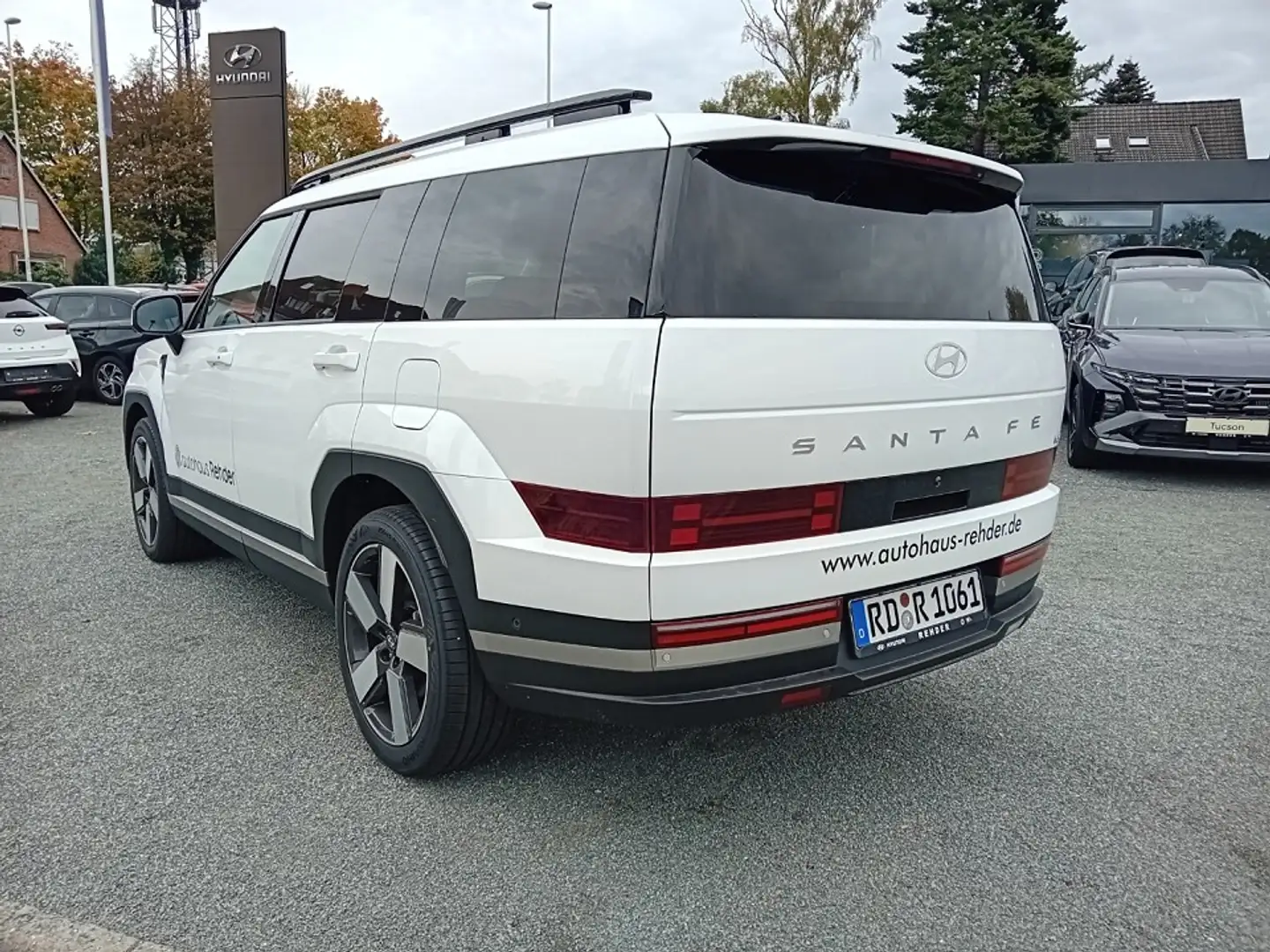 Hyundai SANTA FE HEV 1.6 T-GDI 6-AT 4WD SIGNATURE Komfort-P. Techni Weiß - 2